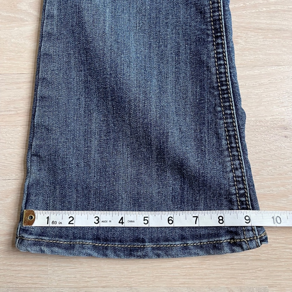 Mossimo Supply Co Flare Jeans Size 6 Low Mid Rise Retro Pocket Detail Y2K - Picture 7 of 10